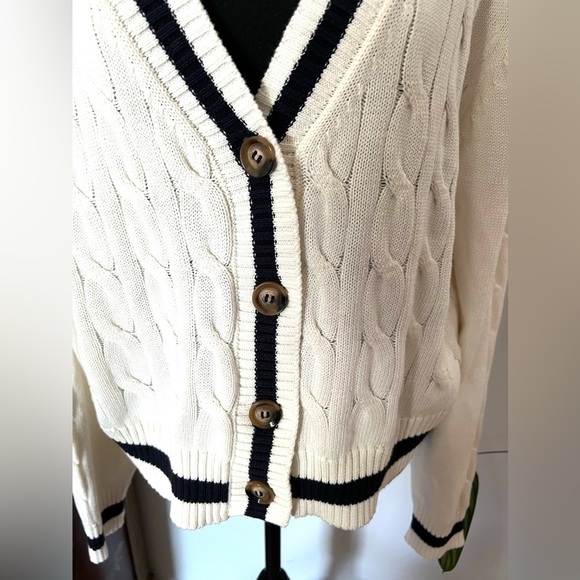 CCX CARDY VARSITY WOMEN’S JACKET (M/18)​​​​​​​​​​​​​​​​​​ - Picture 2 of 11